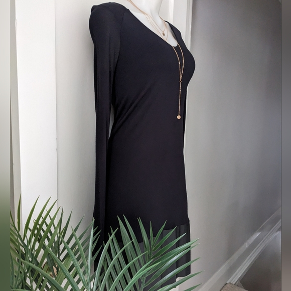 Velvet by Graham & Spencer Dress - Picture 5 of 9